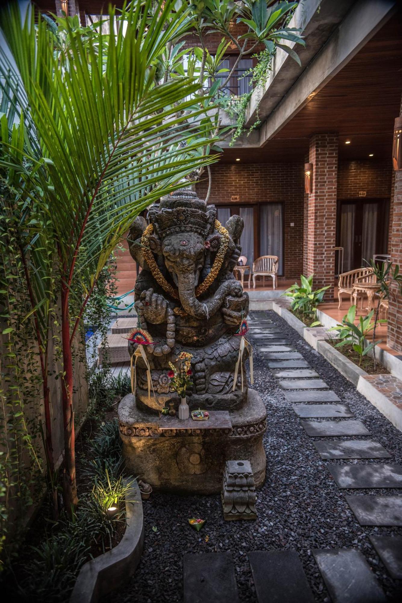 The Ganesha Homestay Canggu Eksteriør billede